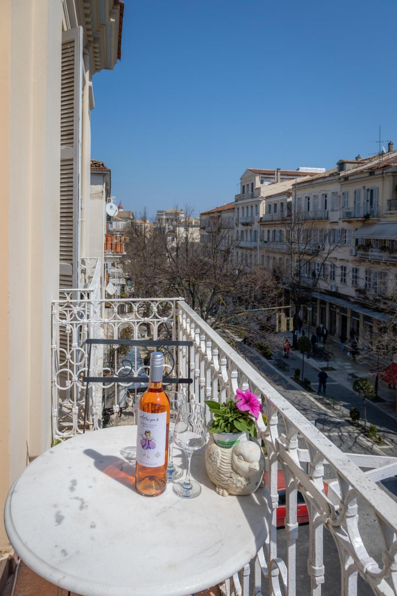 Casa Valeroza Old Town Apartment Corfu  ภายนอก รูปภาพ